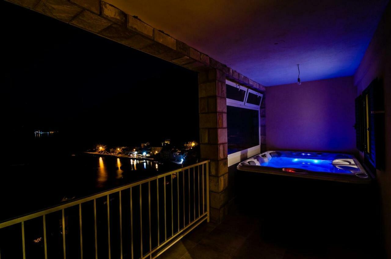 Adriatic - Apartment With Jacuzzi Sobra 외부 사진